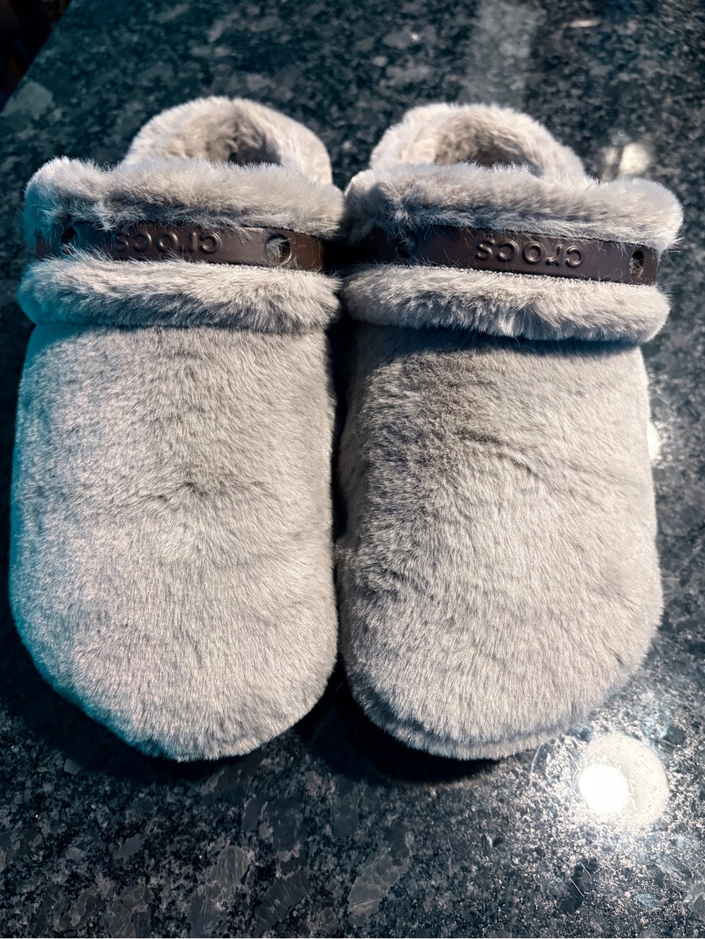 New! Unfurgettable , cozy, clog crocs